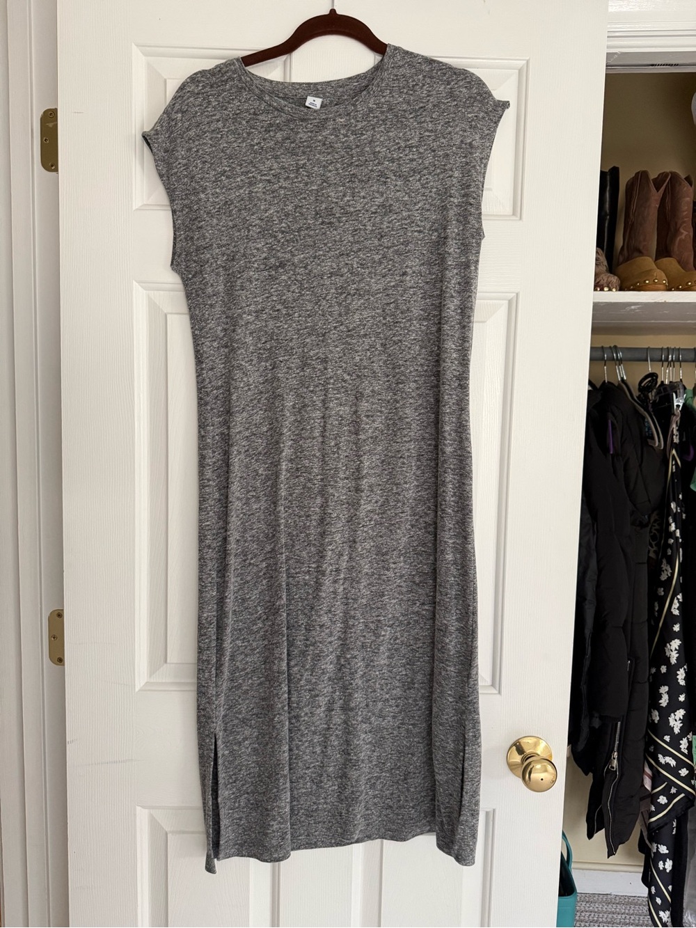 Old Navy Heather Gray Sleeveless Midi Dress